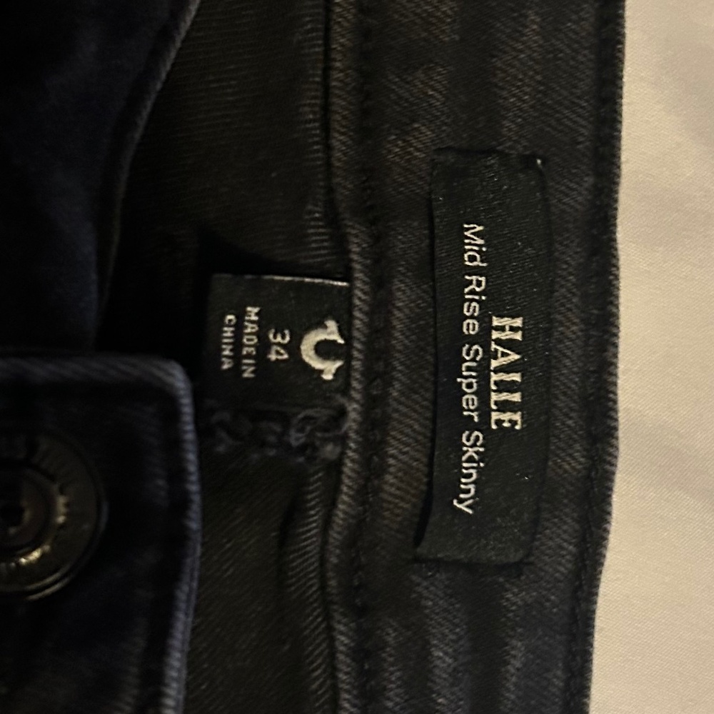 Mid rise super skinny by True Religion New never worn